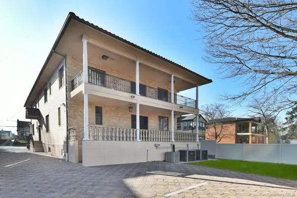 $2,499,000 | 84-29 Kendrick Place | Jamaica Estates