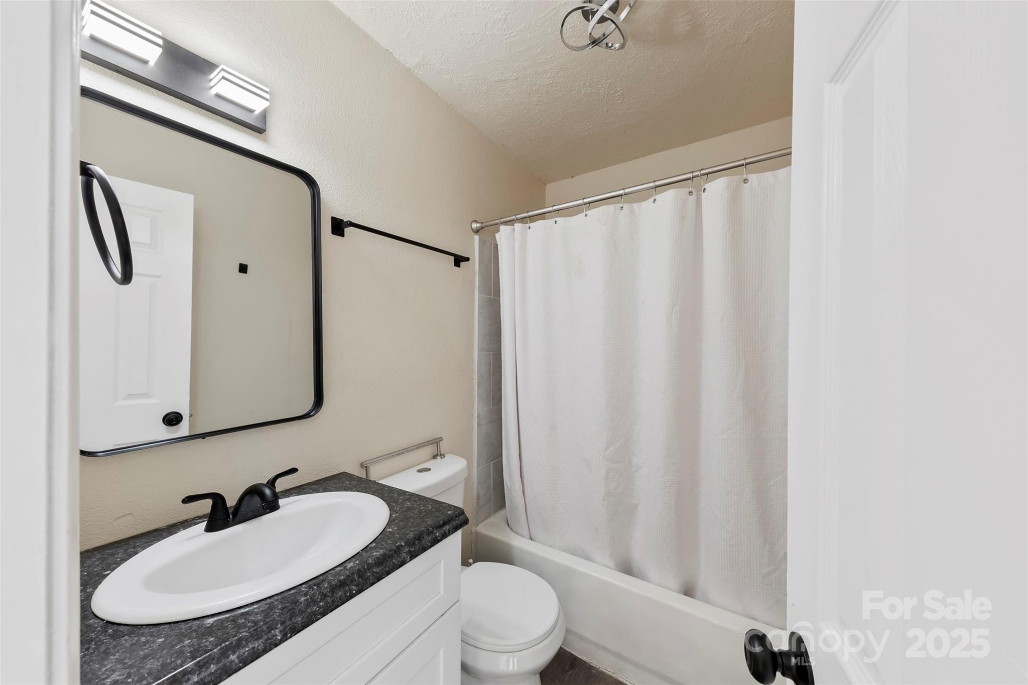 5528 Queen Anne Road Charlotte, NC 28217 - Photo 16 of 27