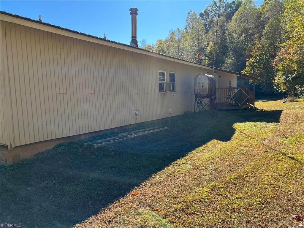 1741 North Marley Ford Road Ferguson, NC 28624 - Photo 3 of 14 Gallery Image 3
