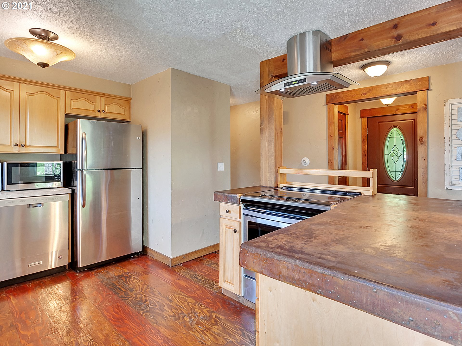 435 North Fir Villa Road Dallas, OR 97338 - Photo 14 of 31