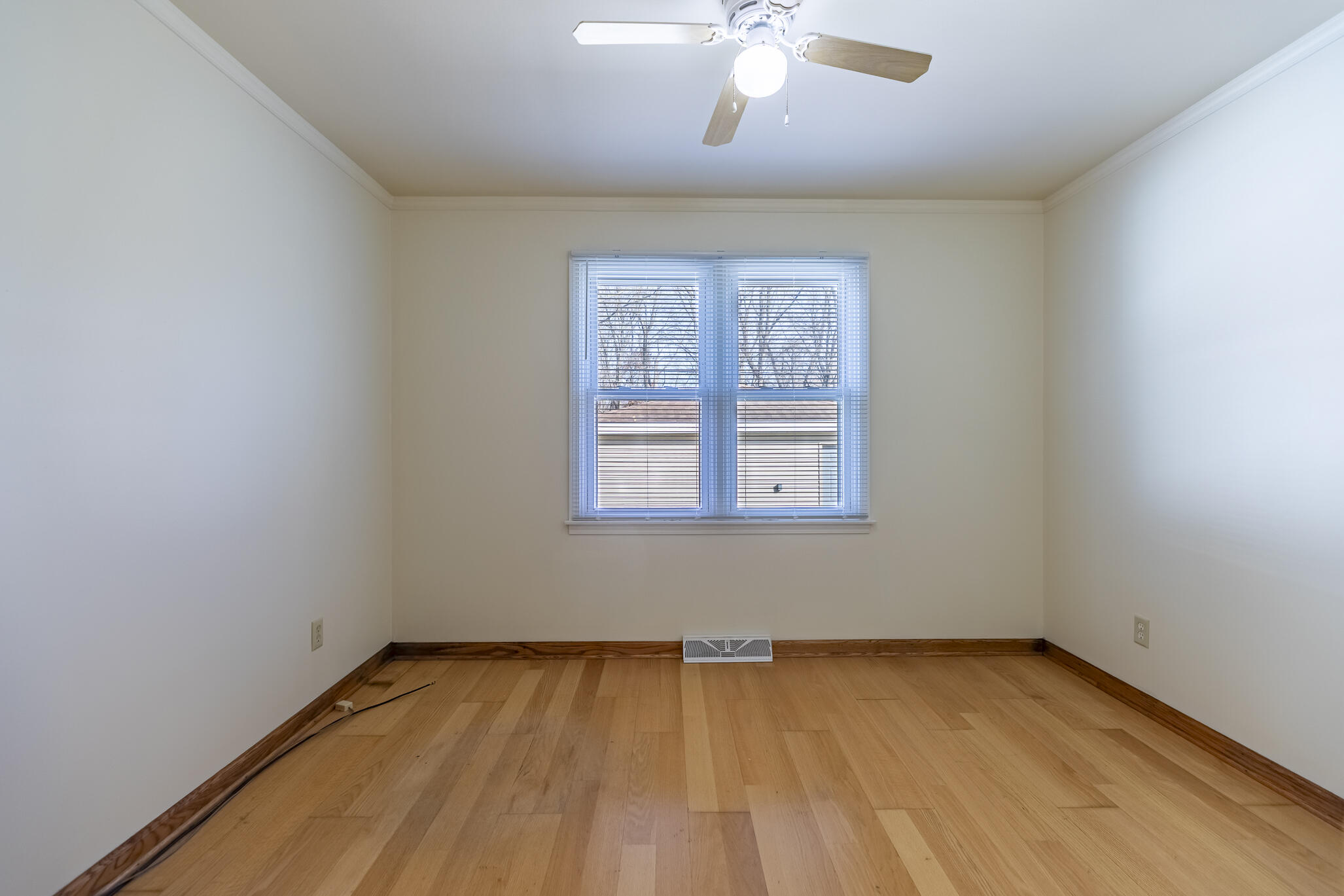 539 South Rensselaer Street Griffith, IN 46319 - Photo 15 of 25 2054x1369