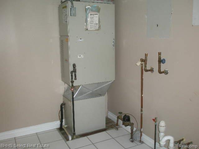 49833 Bog Road Belleville, MI 48111 - Photo 12 of 13 Furnance