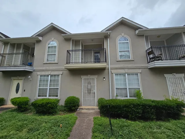 $1,600 | 11045 Landswalk Drive, Unit 113, Houston, TX 77099