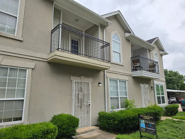 $1,600 | 11045 Landswalk Drive, Unit 113, Houston, TX 77099