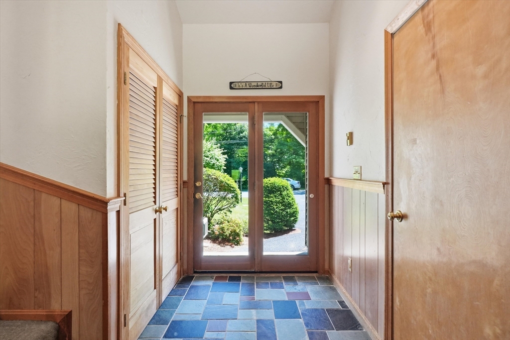 2 Whiting Road Framingham, MA 01701 - Photo 19 of 42