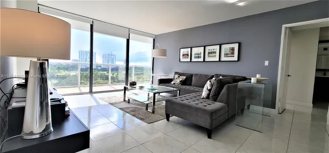 $3,100 | 3731 North Country Club Drive, Unit 926, Aventura, FL 33180
