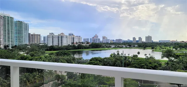 $3,100 | 3731 North Country Club Drive, Unit 926, Aventura, FL 33180