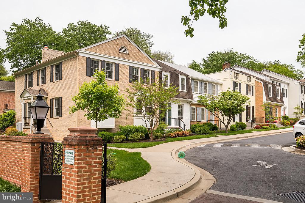 3500 Hamlet Place, Unit 702, Chevy Chase, MD 20815 Compass