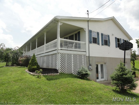 906 Eli Locust Road Washington, WV 26181 - Photo 3 of 23 Front of house