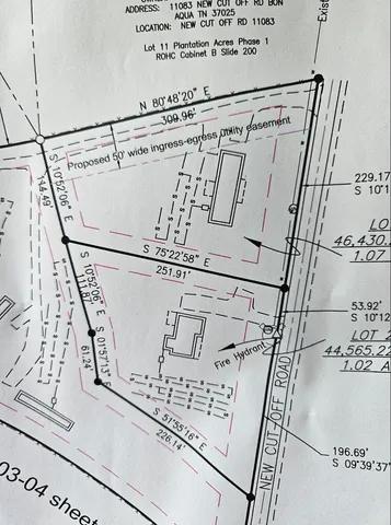 a close up of a wall with a white wall