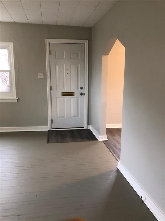 5450 Covode Place Pittsburgh, PA 15217 - Photo 2 of 25 an empty room with windows
