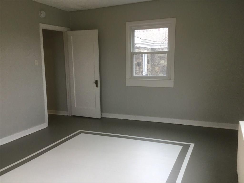 5450 Covode Place Pittsburgh, PA 15217 - Photo 21 of 25 a view of an empty room with a window