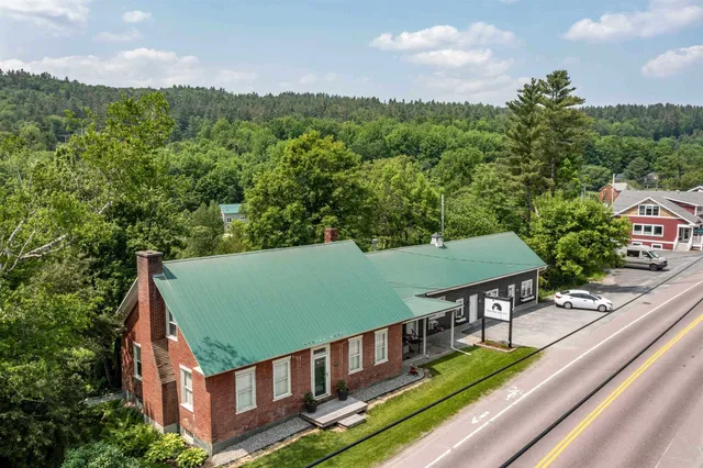 $1,450,000 | 692 South Main Street, Stowe, VT 05672