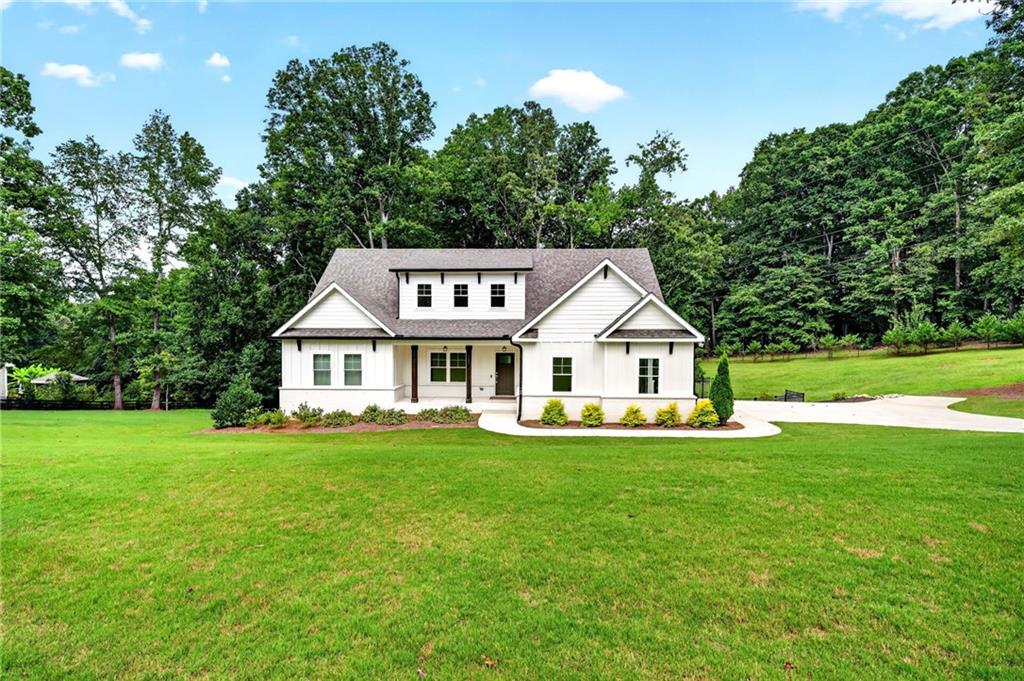 727 Old Collins Road Hoschton, GA 30548 - Photo 2 of 77 Gallery Image 2