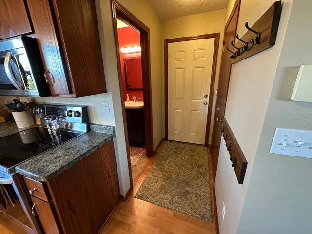 $309,900 | 1128 29th Street Northeast, Sauk Rapids, MN 56379