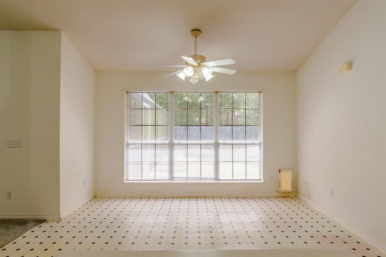 621 Riola Place Pensacola, FL 32506 - Photo 9 of 25 Gallery Image 9