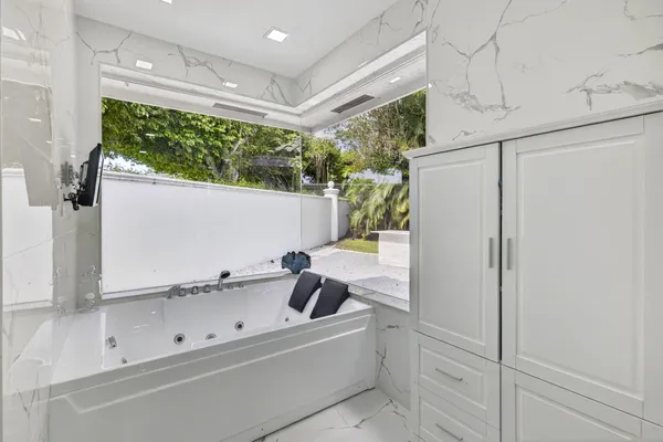 $30,000 | 2673 Northwest 64th Boulevard, Boca Raton, FL 33496