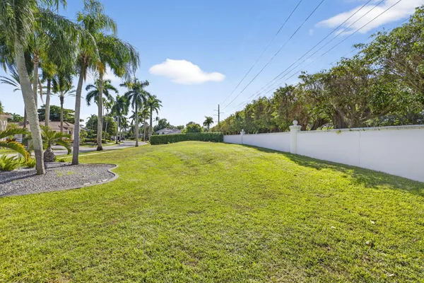 $30,000 | 2673 Northwest 64th Boulevard, Boca Raton, FL 33496