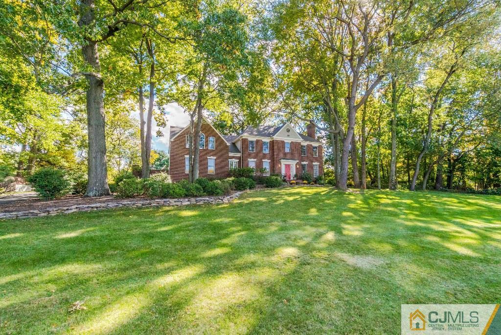 10 Fox Run Road Pennington, NJ 08534 - Photo 1 of 25 Gallery Image 1