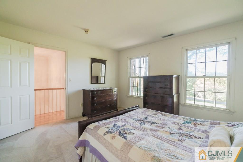 10 Fox Run Road Pennington, NJ 08534 - Photo 17 of 25 Gallery Image 17