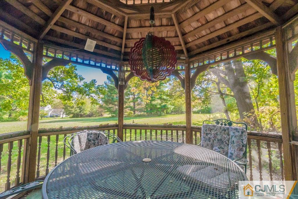 10 Fox Run Road Pennington, NJ 08534 - Photo 22 of 25 Gallery Image 22