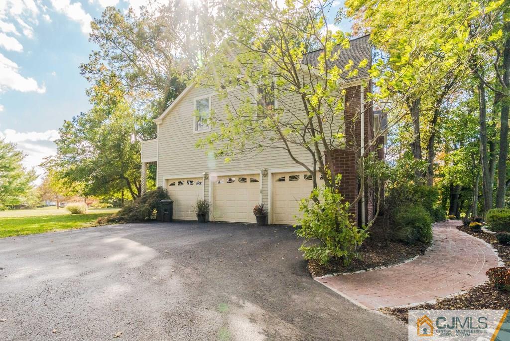 10 Fox Run Road Pennington, NJ 08534 - Photo 23 of 25 Gallery Image 23