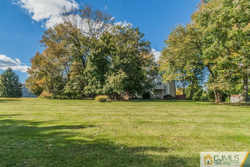 10 Fox Run Road Pennington, NJ 08534 - Photo 24 of 25 Gallery Image 24