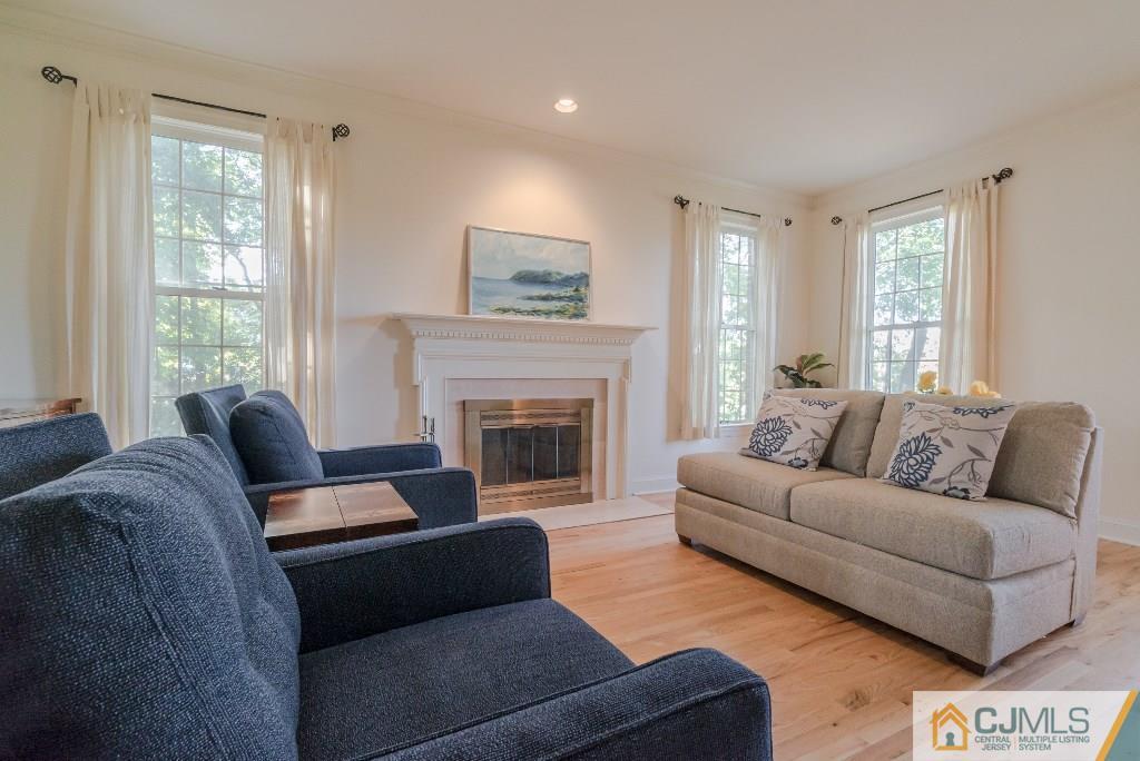 10 Fox Run Road Pennington, NJ 08534 - Photo 5 of 25 Gallery Image 5