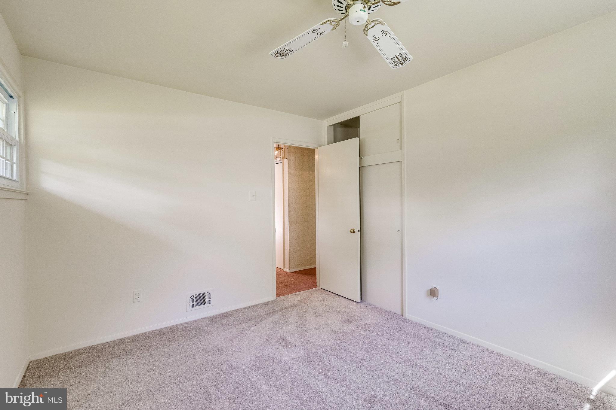 7612 Dunston Street Springfield, VA 22151 - Photo 30 of 51 Bedroom #2 - Good Closet Space