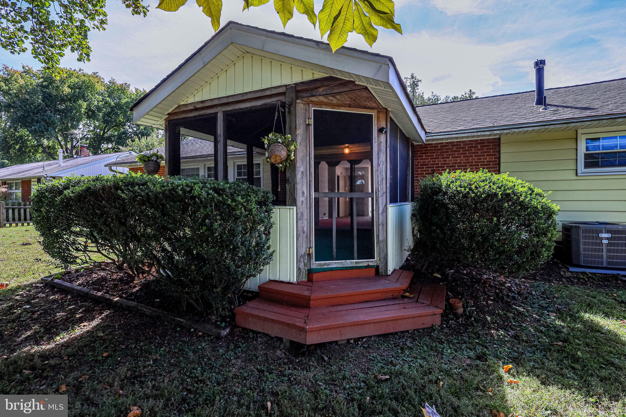 7612 Dunston Street Springfield, VA 22151 - Photo 33 of 51 Screened Porch Back Yard Entrance