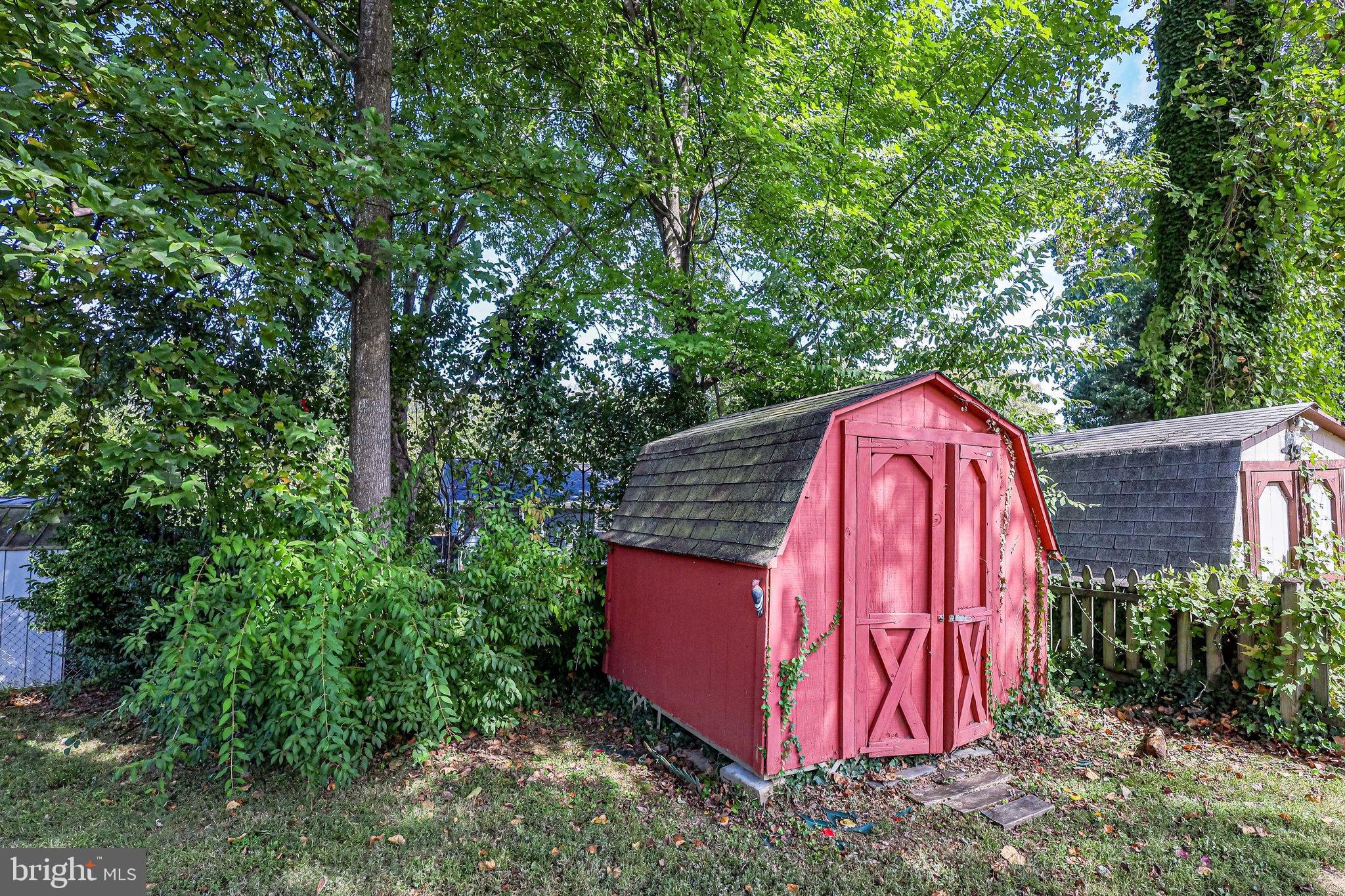 7612 Dunston Street Springfield, VA 22151 - Photo 38 of 51 Storage Shed