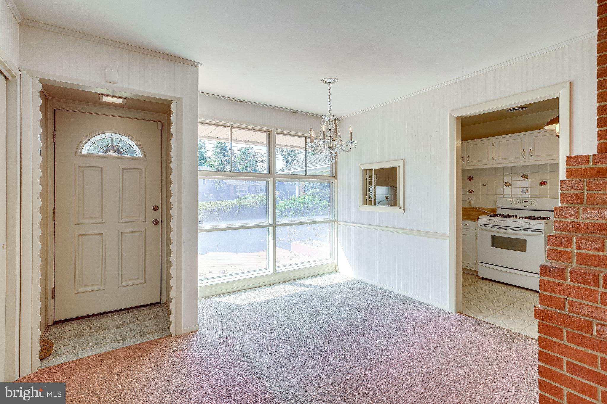 7612 Dunston Street Springfield, VA 22151 - Photo 5 of 51 Entry to Dining Room to Kitchen