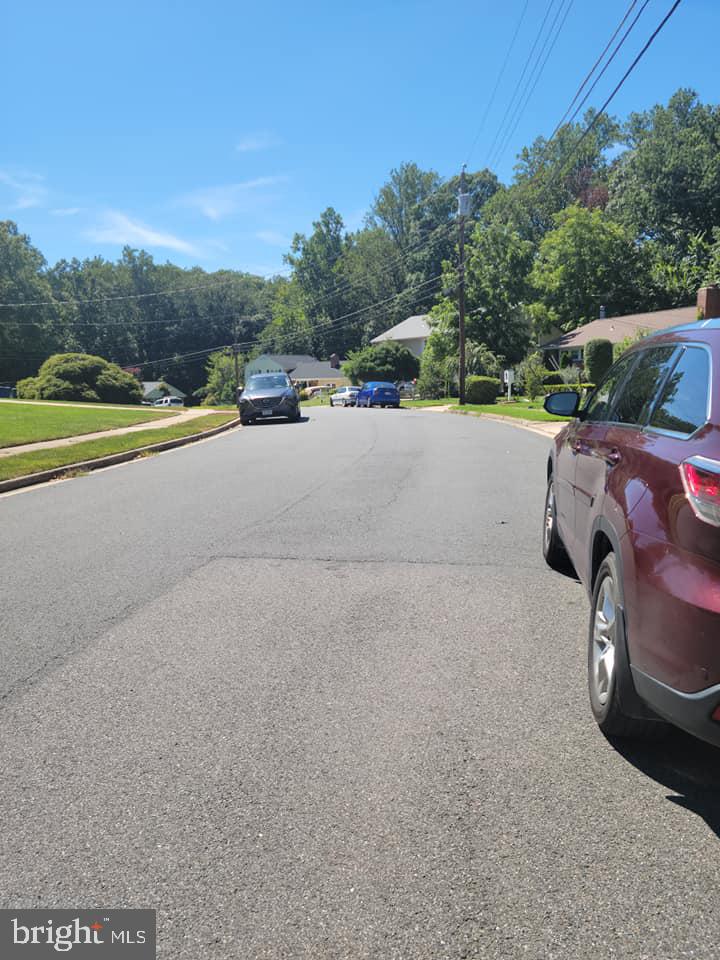 7612 Dunston Street Springfield, VA 22151 - Photo 51 of 51 Street View to the Right