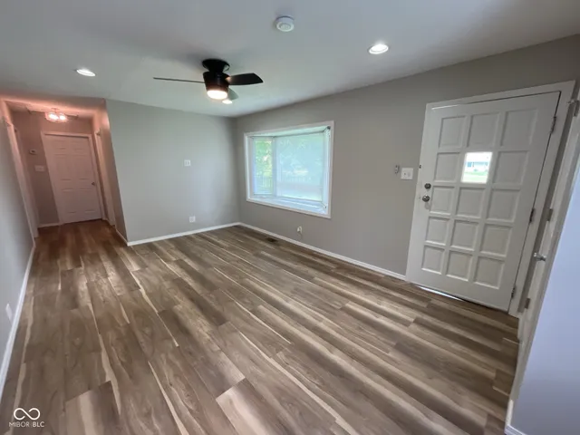 $1,600 | 521 Arthur Drive, Carmel, IN 46280