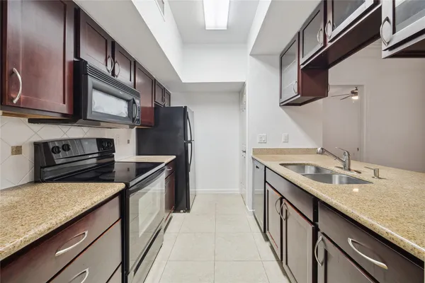 $250,000 | 2700 Revere Street, Unit 101, Houston, TX 77098
