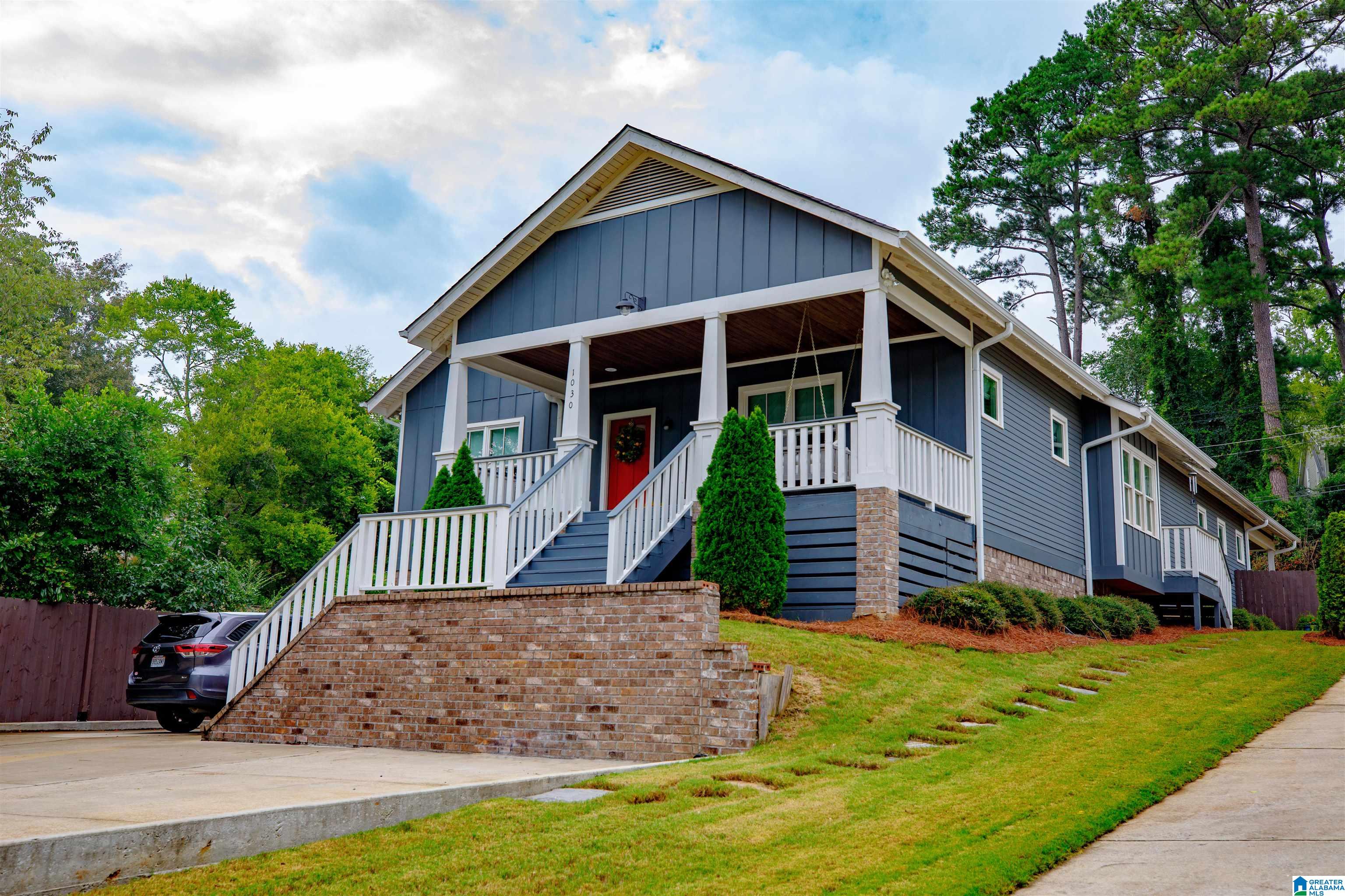 1030 Saulter Road Birmingham, AL 35209 - Photo 3 of 24