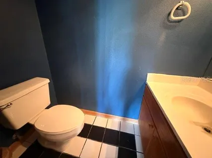 $450,000 | 4944 Midnight Lane, Sarasota, FL 34235