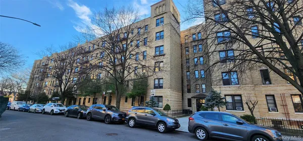 $269,880 | 83-52 Talbot Street, Unit 2E | Kew Gardens