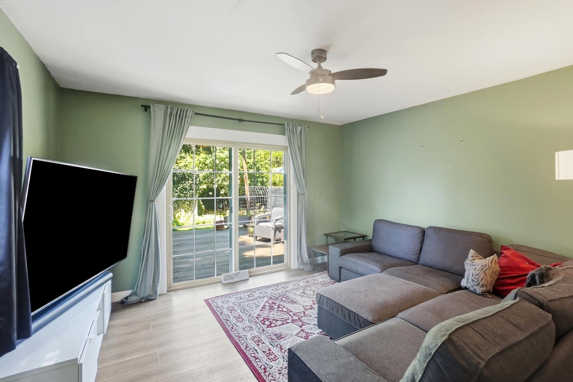 587 Wiltshire Road Columbus, OH 43204 - Photo 23 of 73