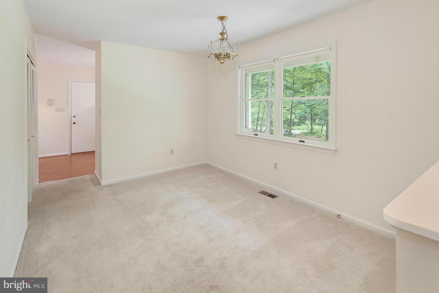 3700 Daisy Road Woodbine, MD 21797 - Photo 11 of 30 Dining Room