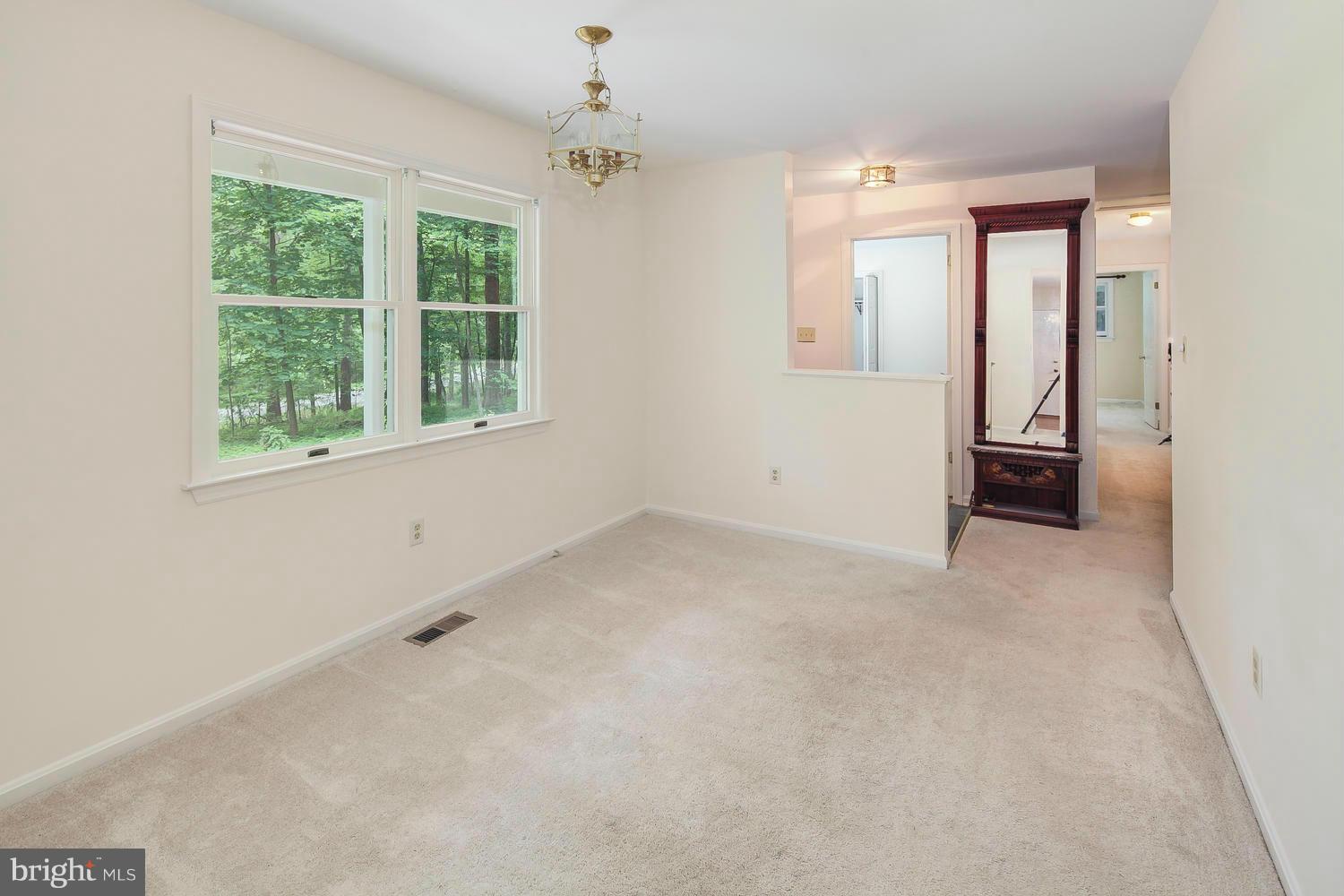 3700 Daisy Road Woodbine, MD 21797 - Photo 10 of 30 Dining Room