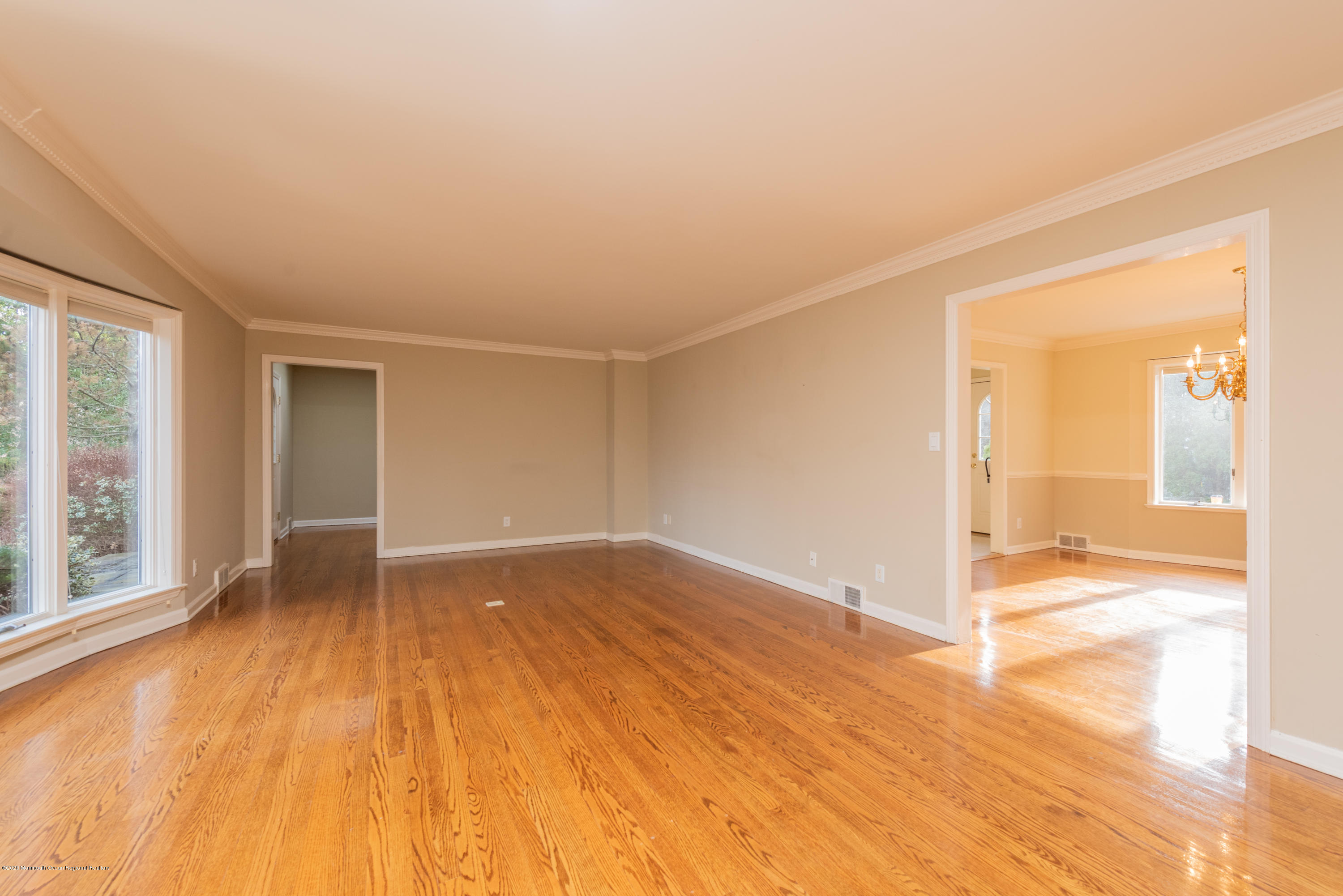 107 River Road Rumson, NJ 07760 - Photo 11 of 30 Living 1