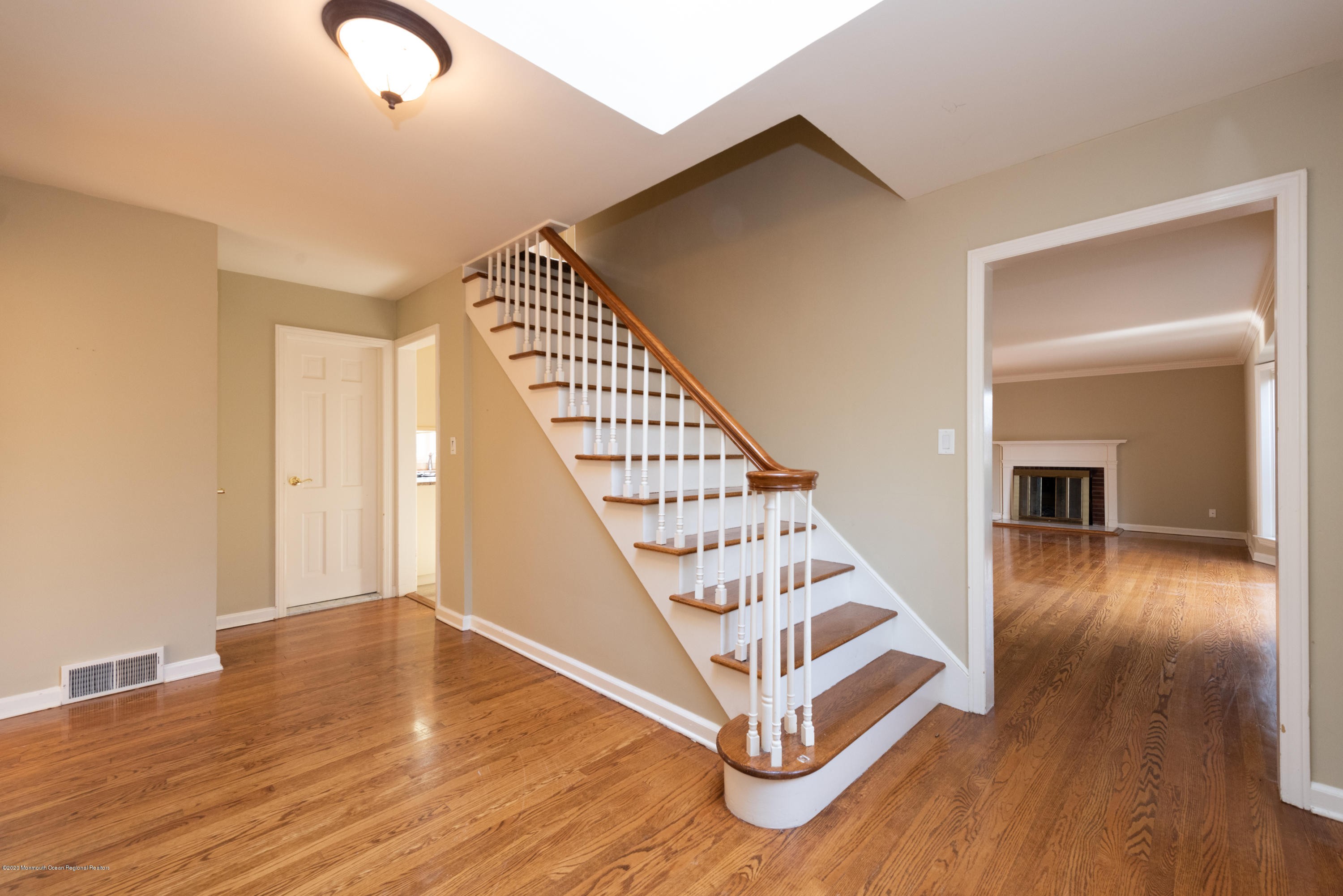 107 River Road Rumson, NJ 07760 - Photo 6 of 30 Foyer 1