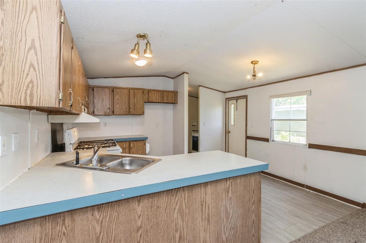 5 Parkside Estates Road, Unit 5 Washington, IA 52353 - Photo 8 of 25 Gallery Image 8