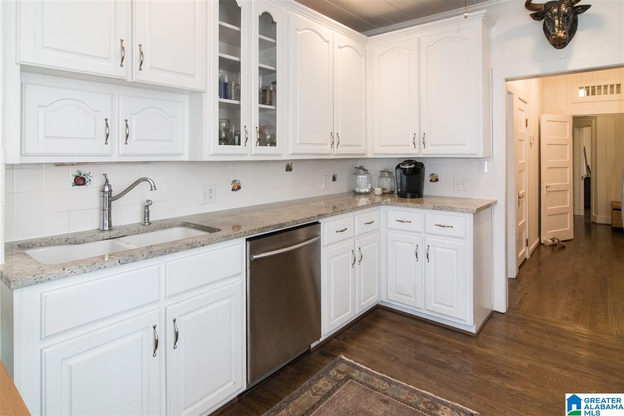 741 Shades Crest Road Birmingham, AL 35226 - Photo 14 of 50