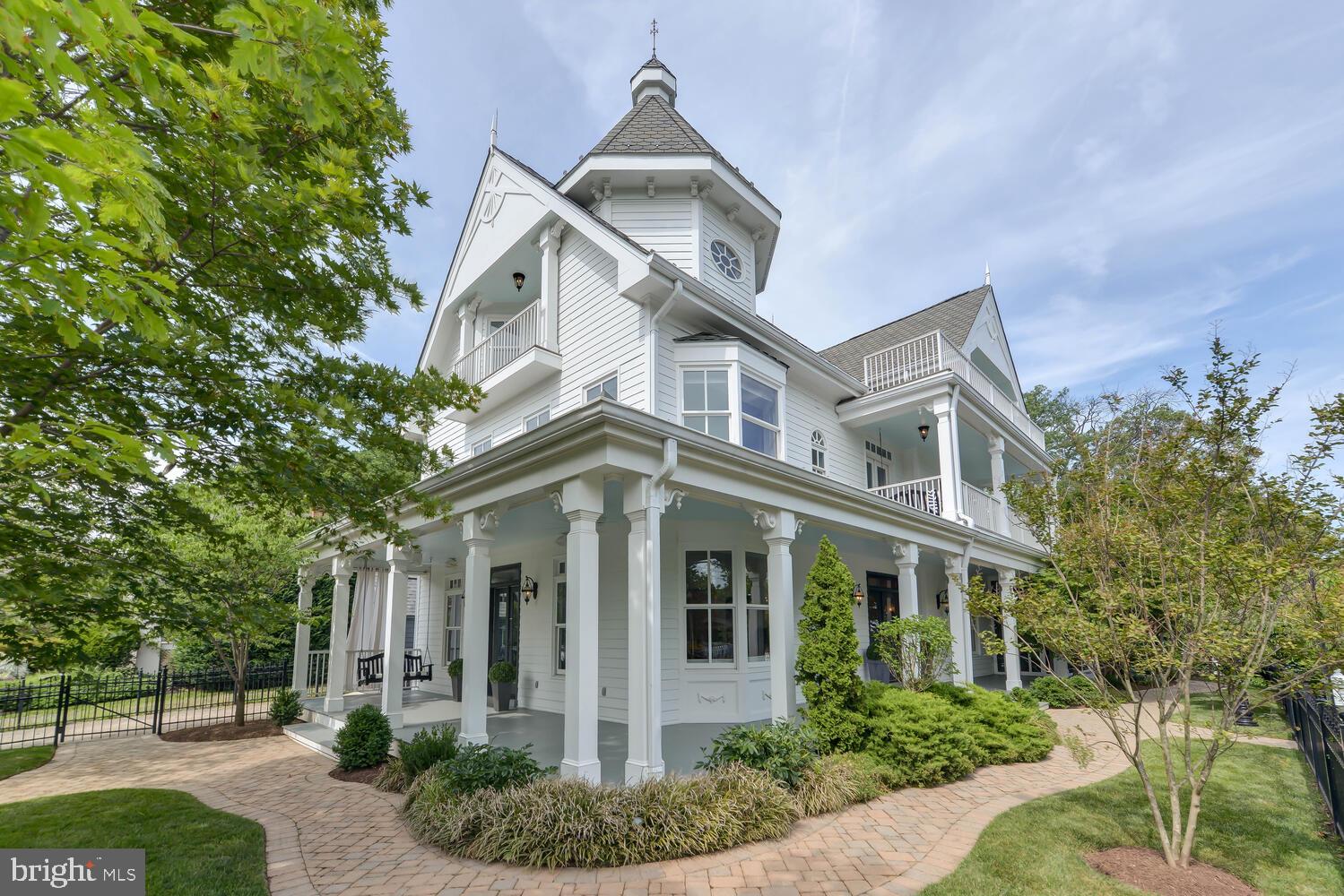 2101 North Stafford Street Arlington, VA 22207 - Photo 4 of 108