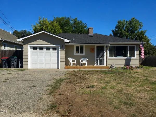 $356,000 | 575 Bush Street, Central Point, OR 97502