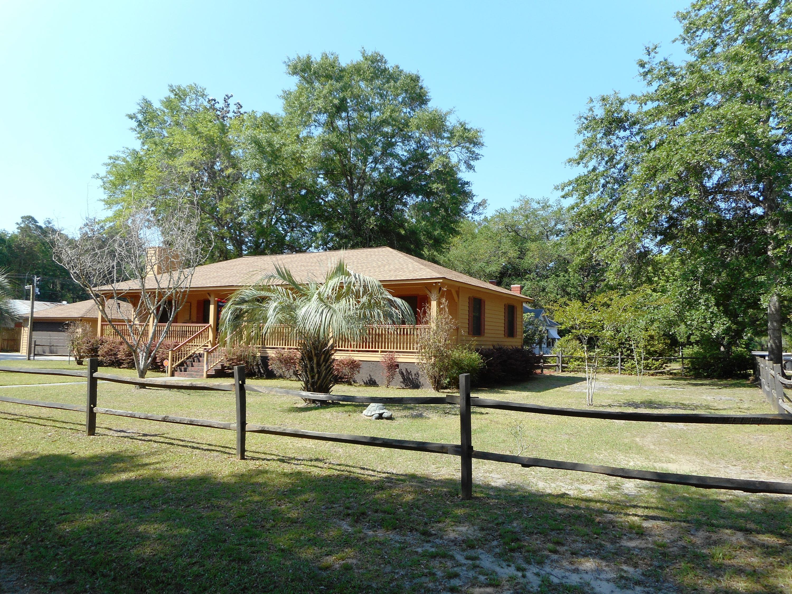 103 Perry Road Walterboro, SC 29488 - Photo 2 of 26 DSCN1856