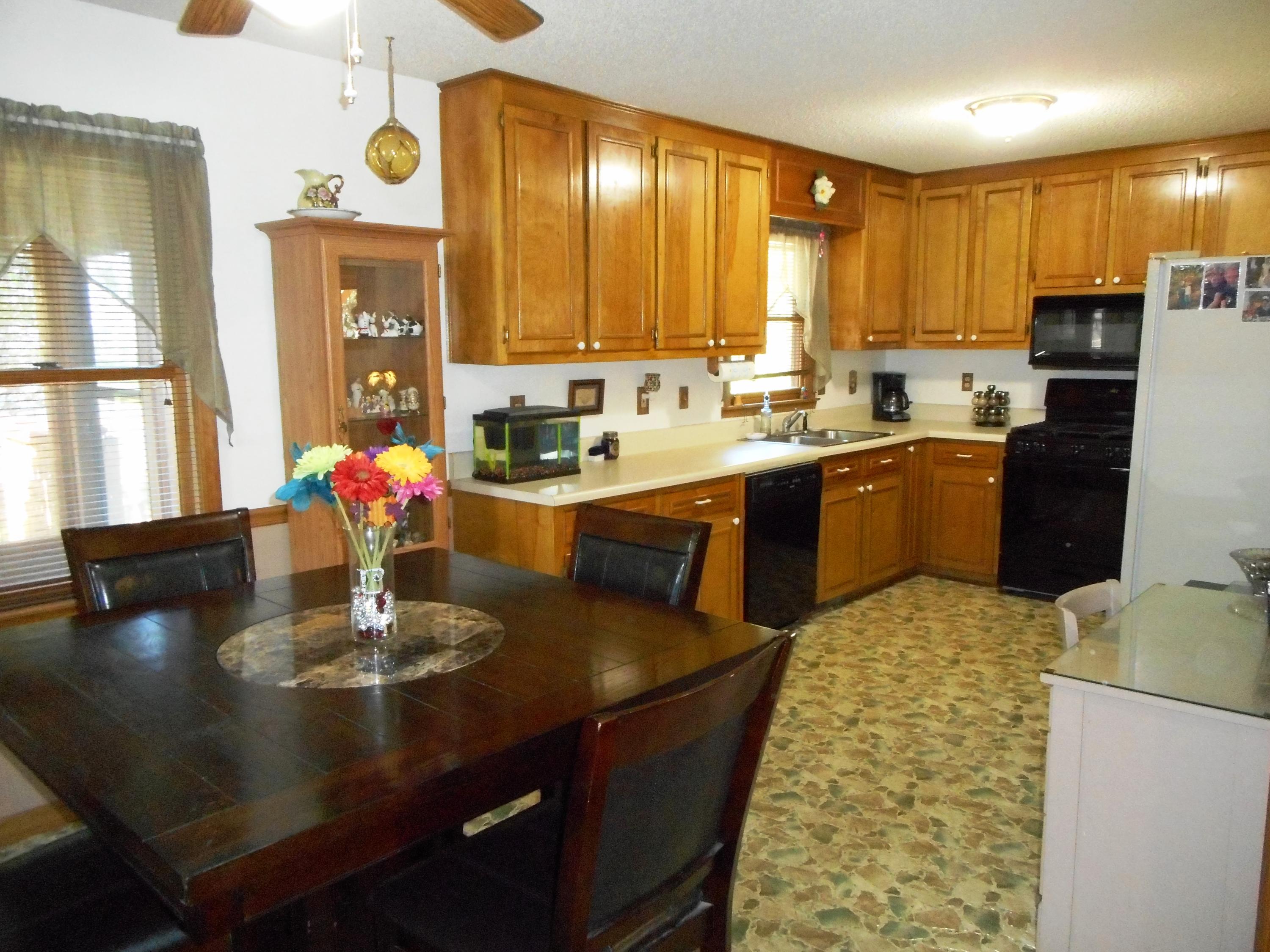 103 Perry Road Walterboro, SC 29488 - Photo 12 of 26 DSCN1808