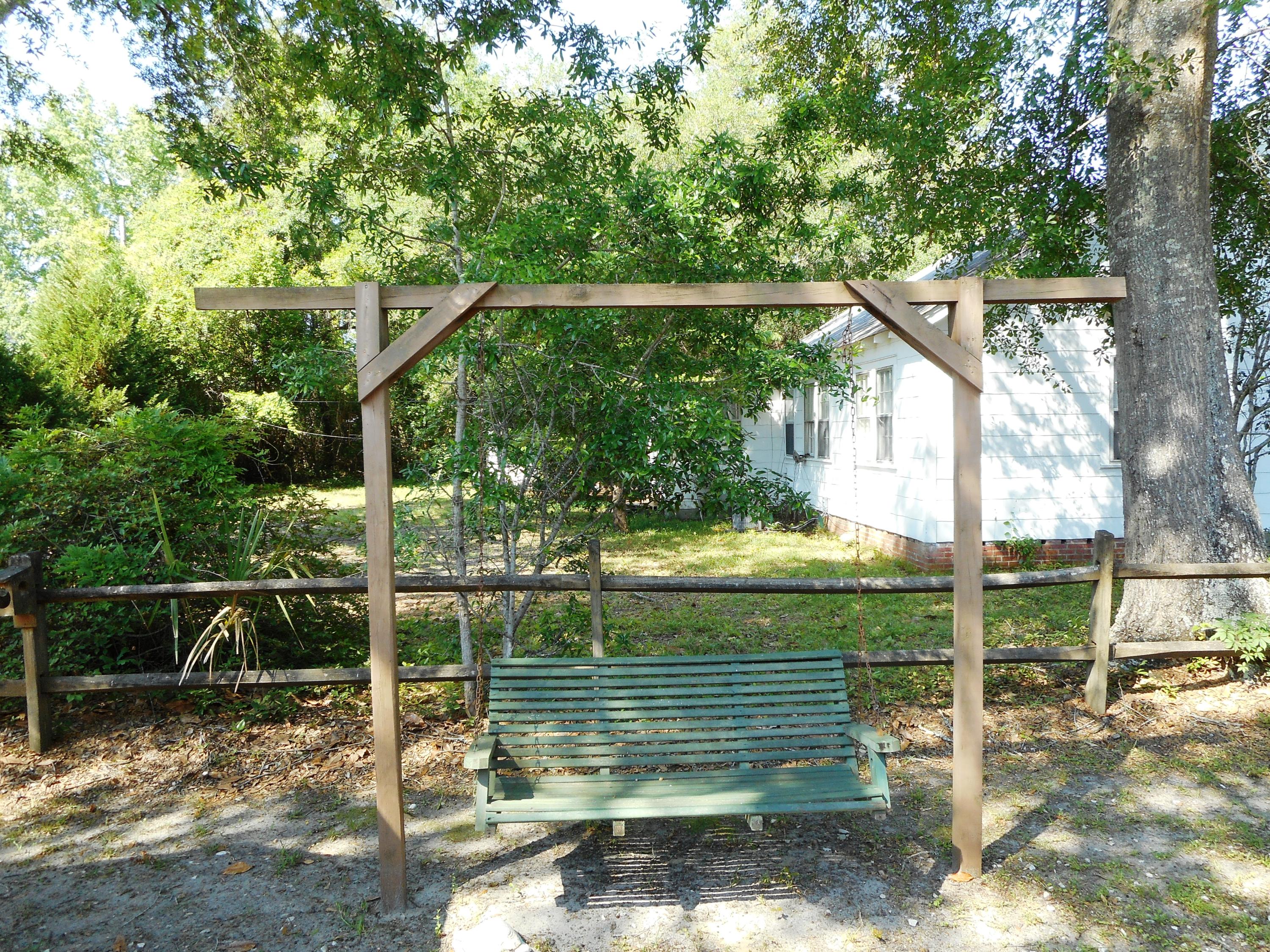 103 Perry Road Walterboro, SC 29488 - Photo 9 of 26 DSCN1865